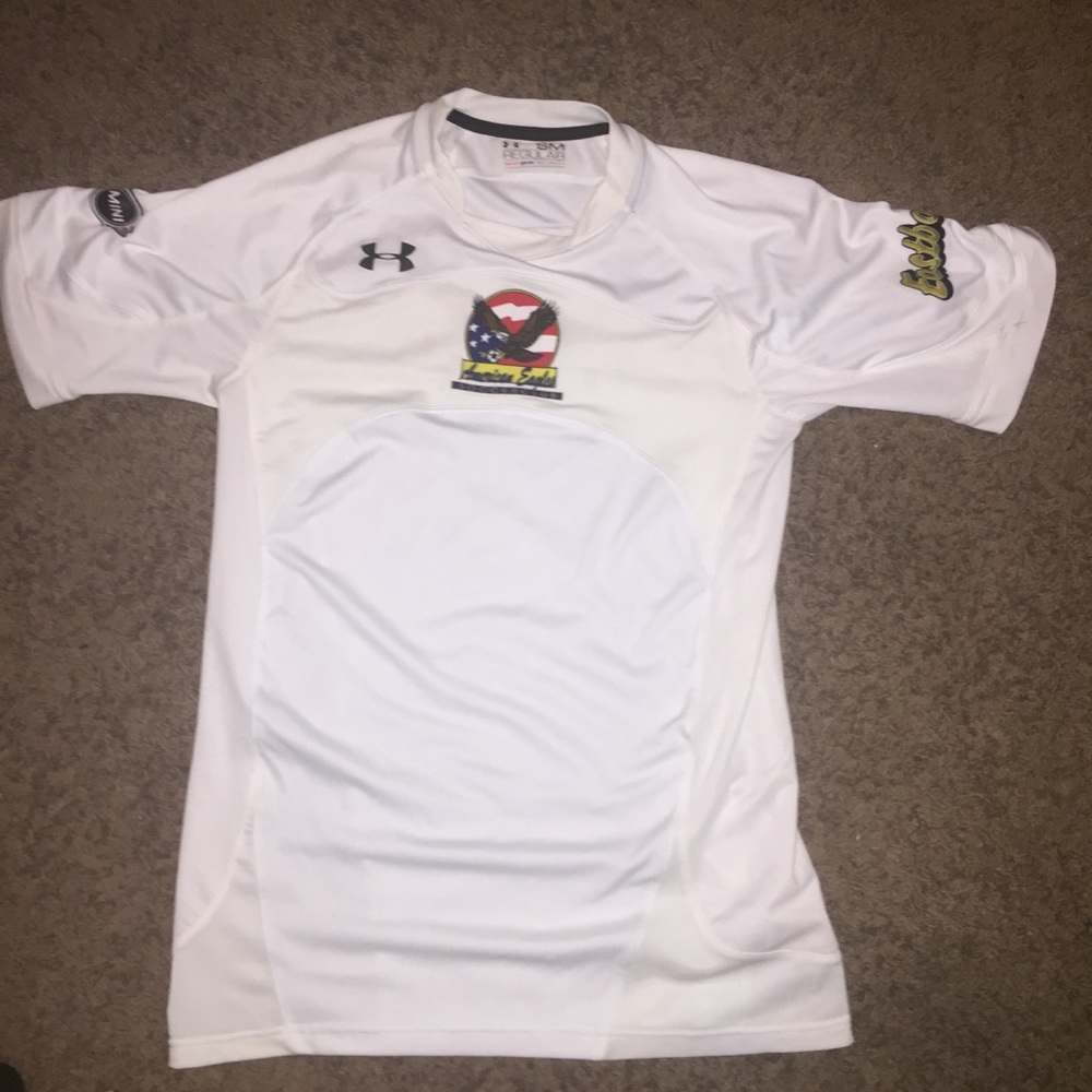 Under armor shirt